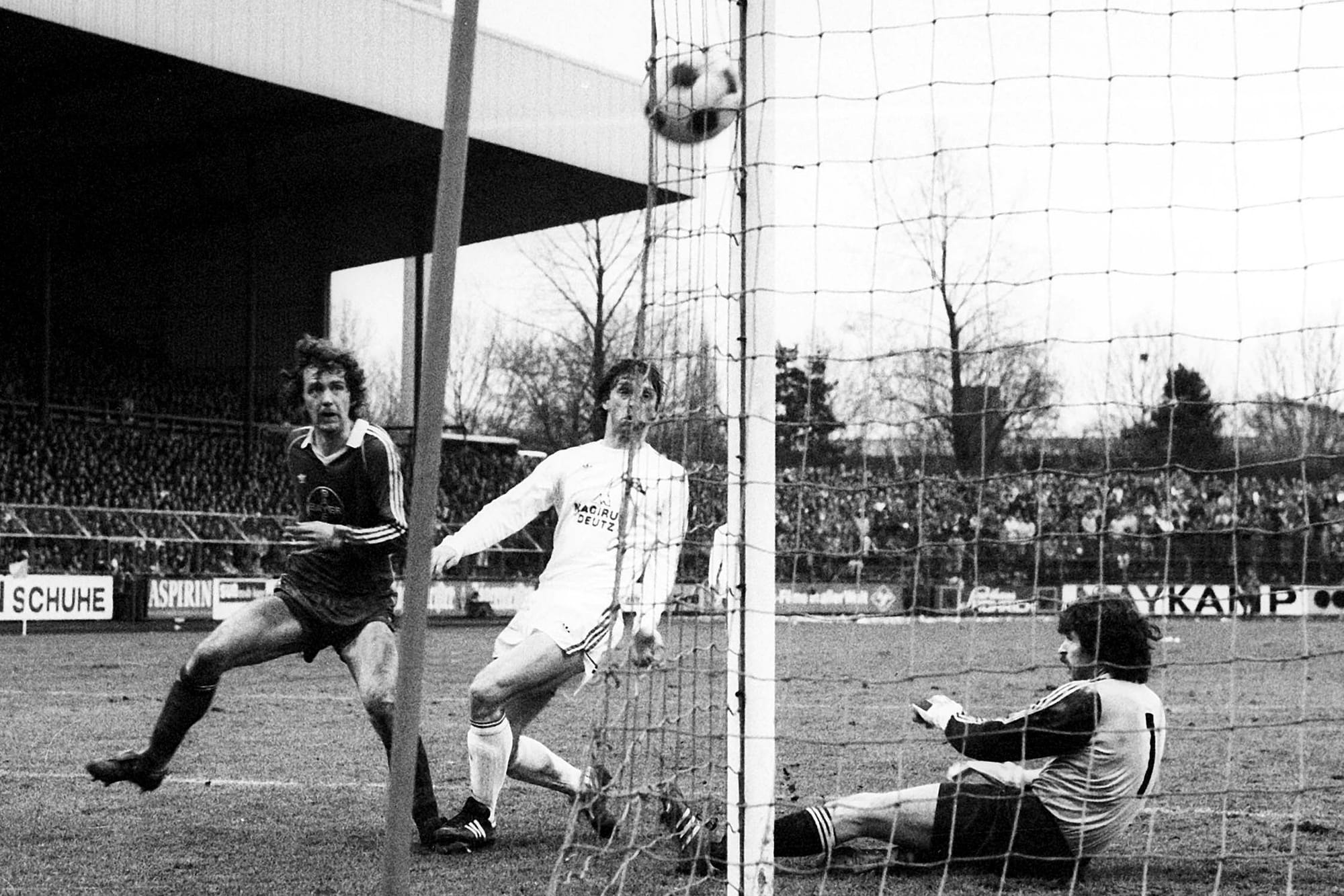 Arne-Larsen Ökland gegen die Bayern 1981. Foto: Imago / Werek