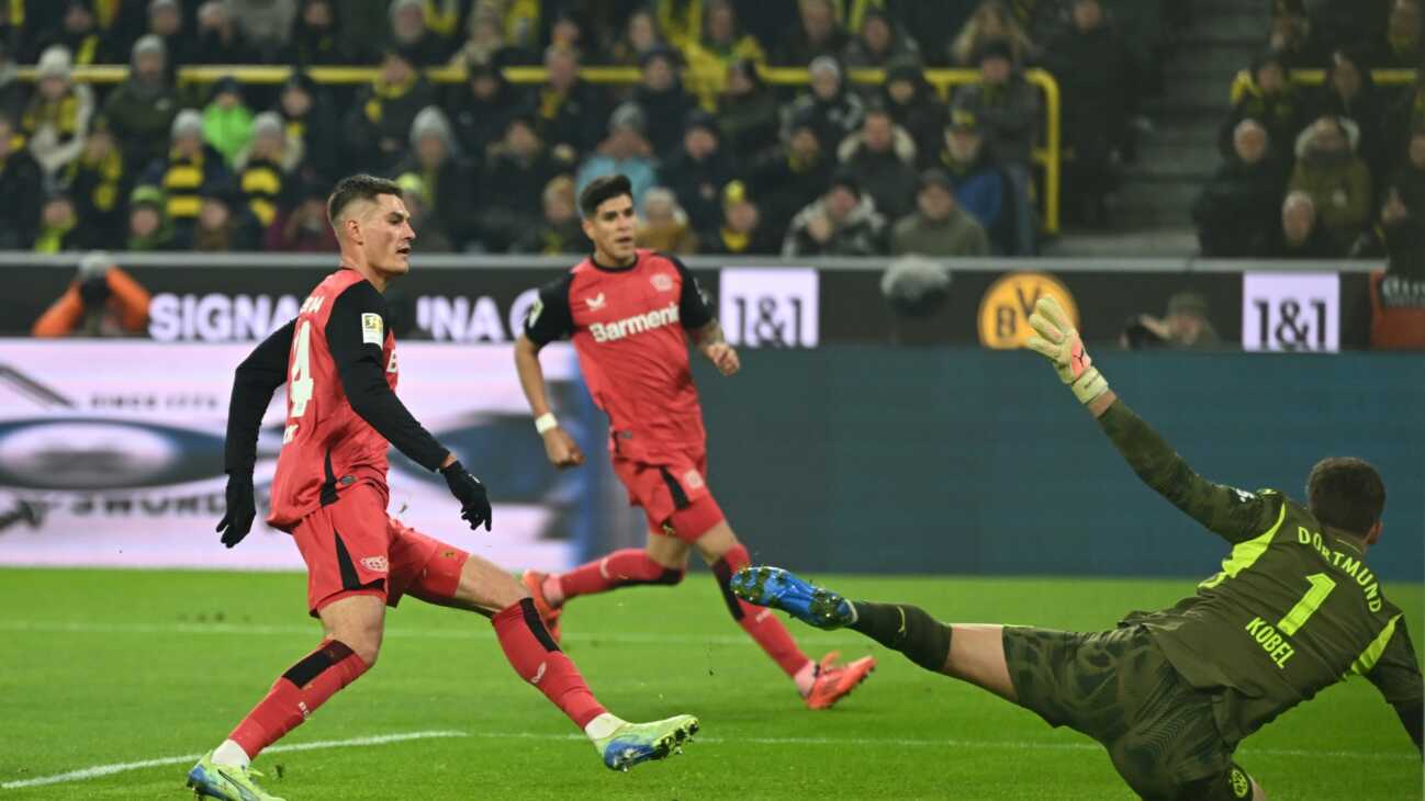 Keine Abwehr, keine Chance: Bayer stürmt die BVB-Festung