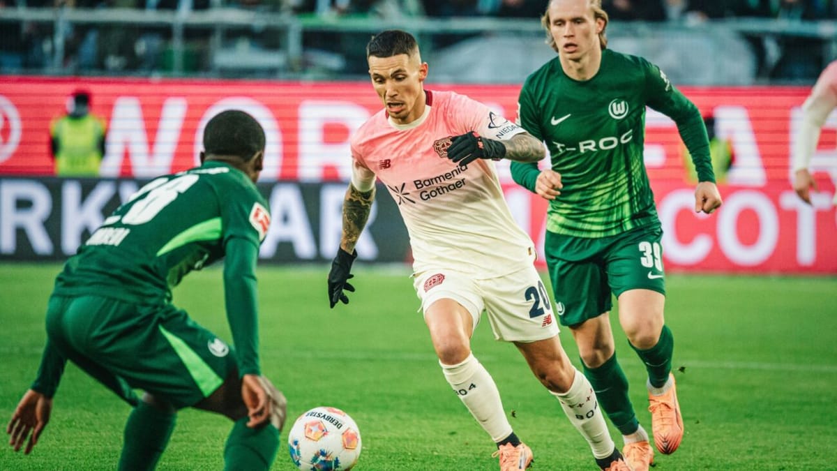 Überlegene Leverkusener verschärfen Wolfsburgs Krise