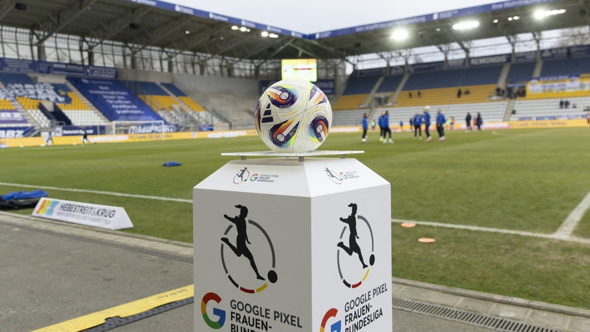 Platz unbespielbar: Jena gegen Wolfsburg abgesagt