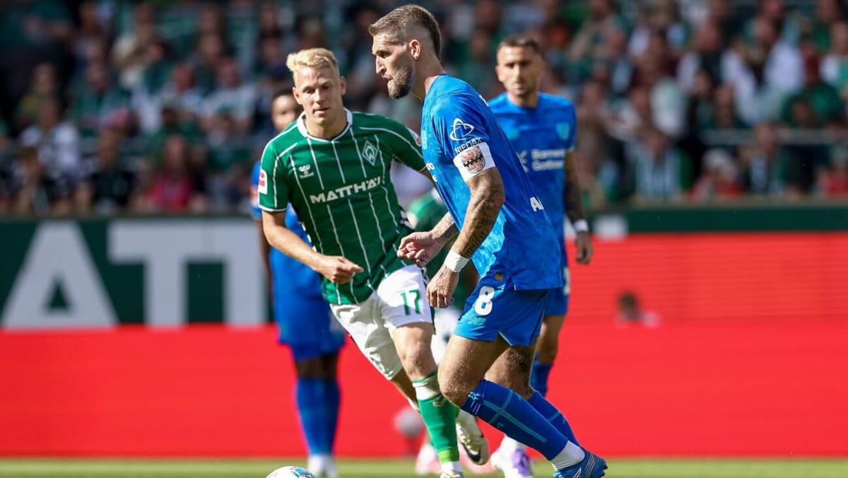 Gegen zehn Bremer: Leverkusen verspielt klare Führung