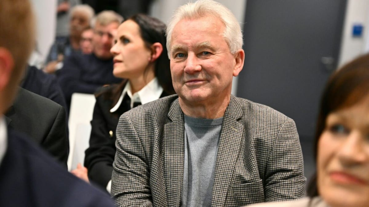 Trotz Kritik: Trainerverband steht hinter Handshake-Dialog