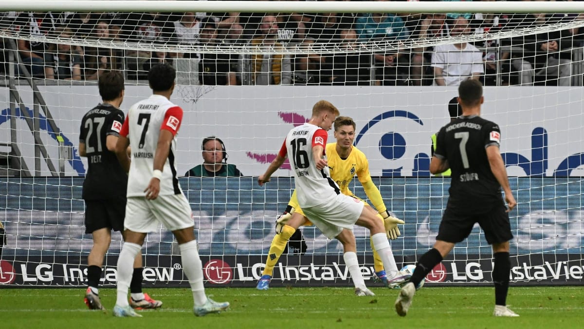 Dritter Sieg in Serie: Frankfurt setzt sich oben fest