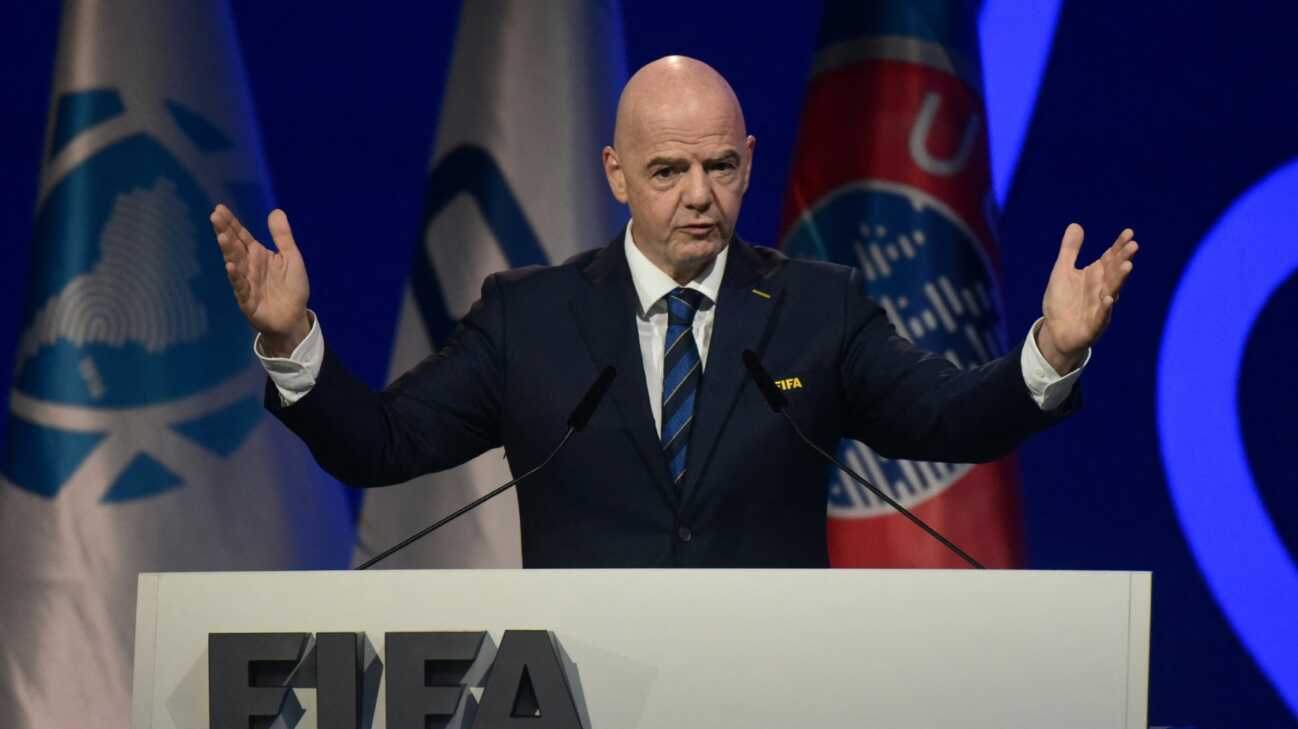 Infantino verurteilt rassistische Beleidigung gegen Semenyo