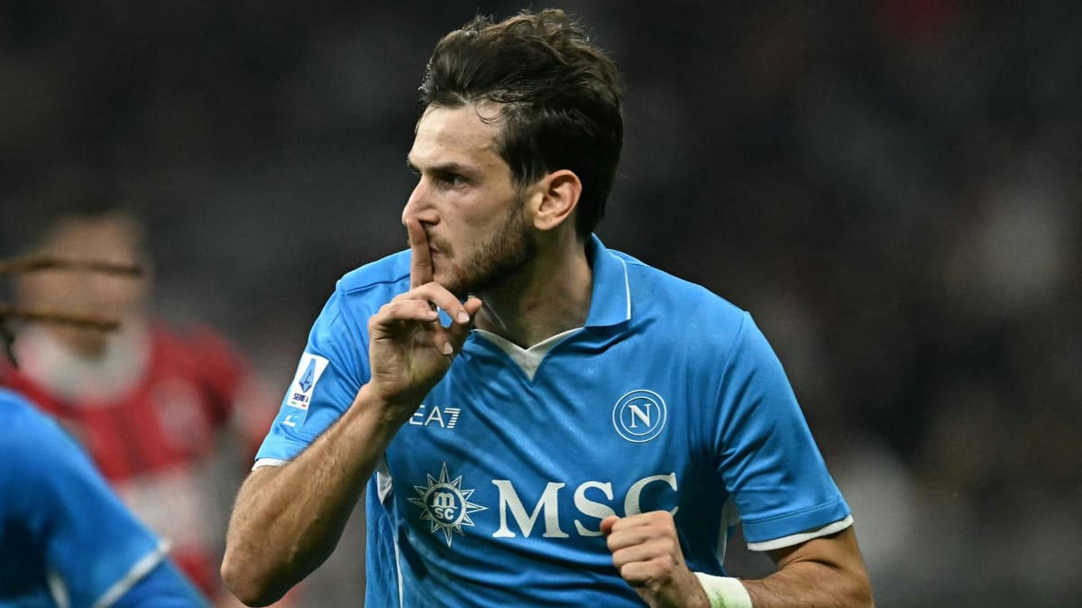 Italien: Neapel legt an der Spitze vor