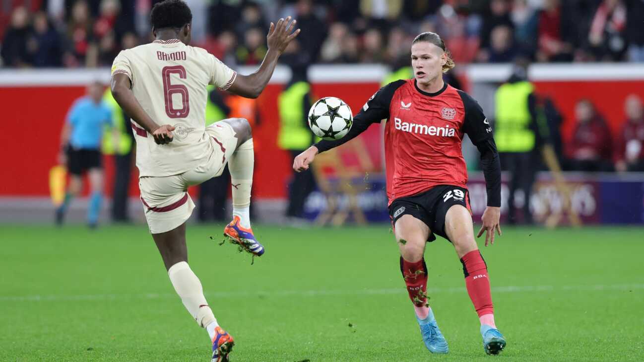 Leverkusen verlängert mit Nachwuchsstürmer Stepanow