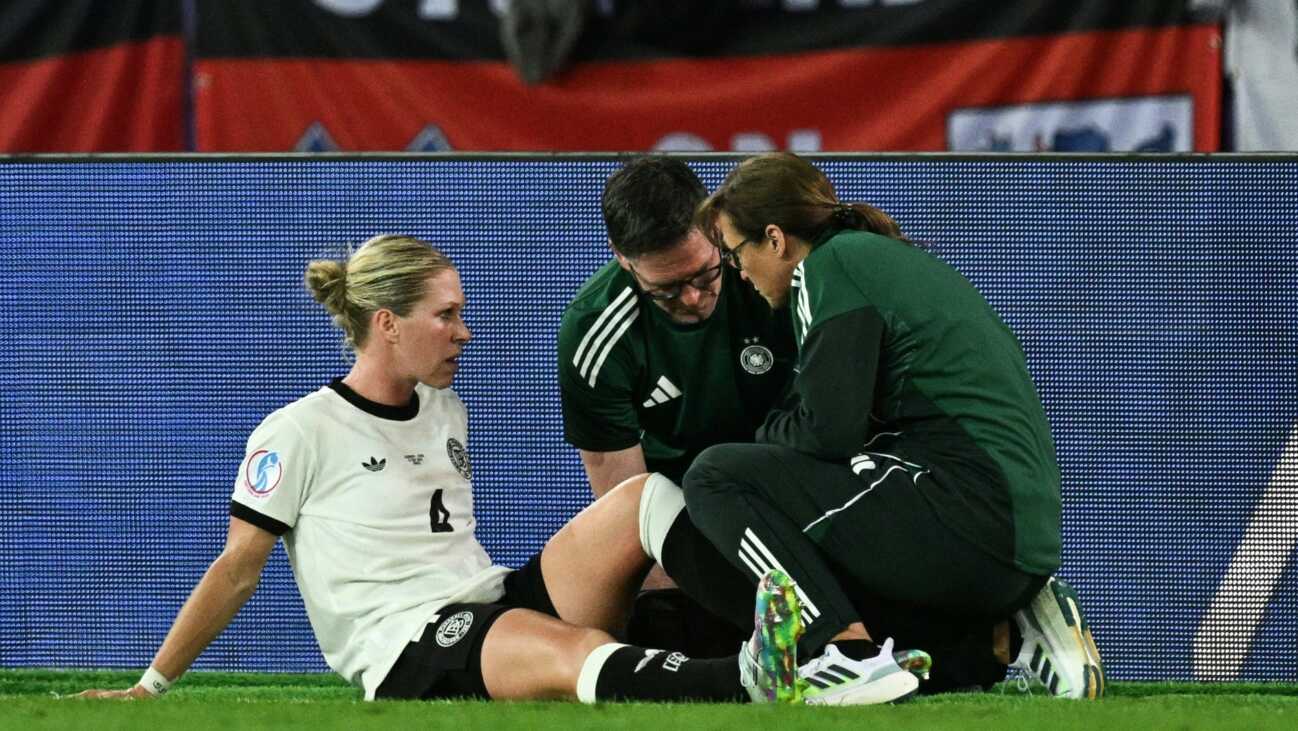 Nationalspielerin Knaak erleidet Meniskusverletzung