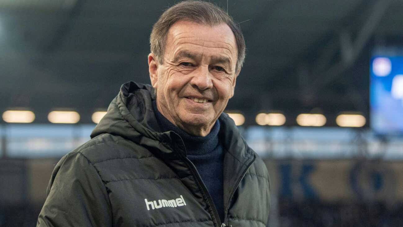 Schork bleibt Sport-Geschäftsführer in Magdeburg