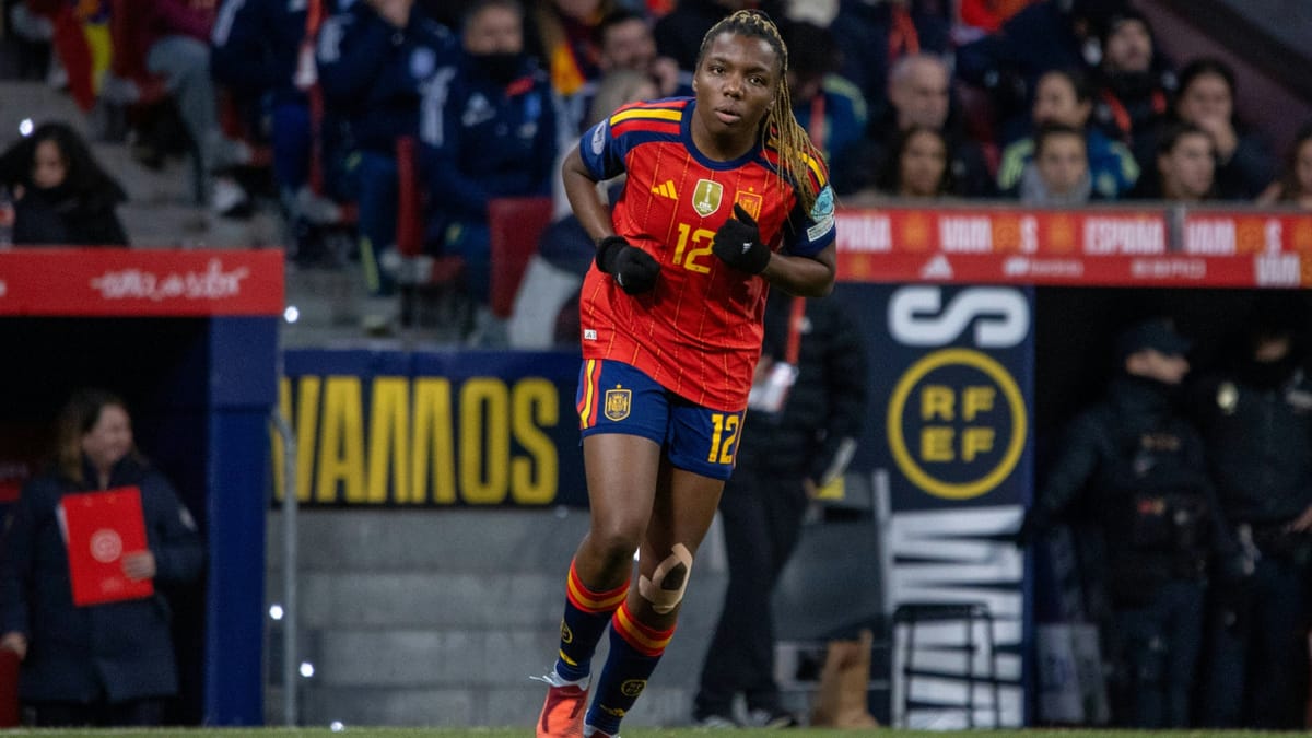 Bayern holen Stürmerin Imade vorzeitig zurück.