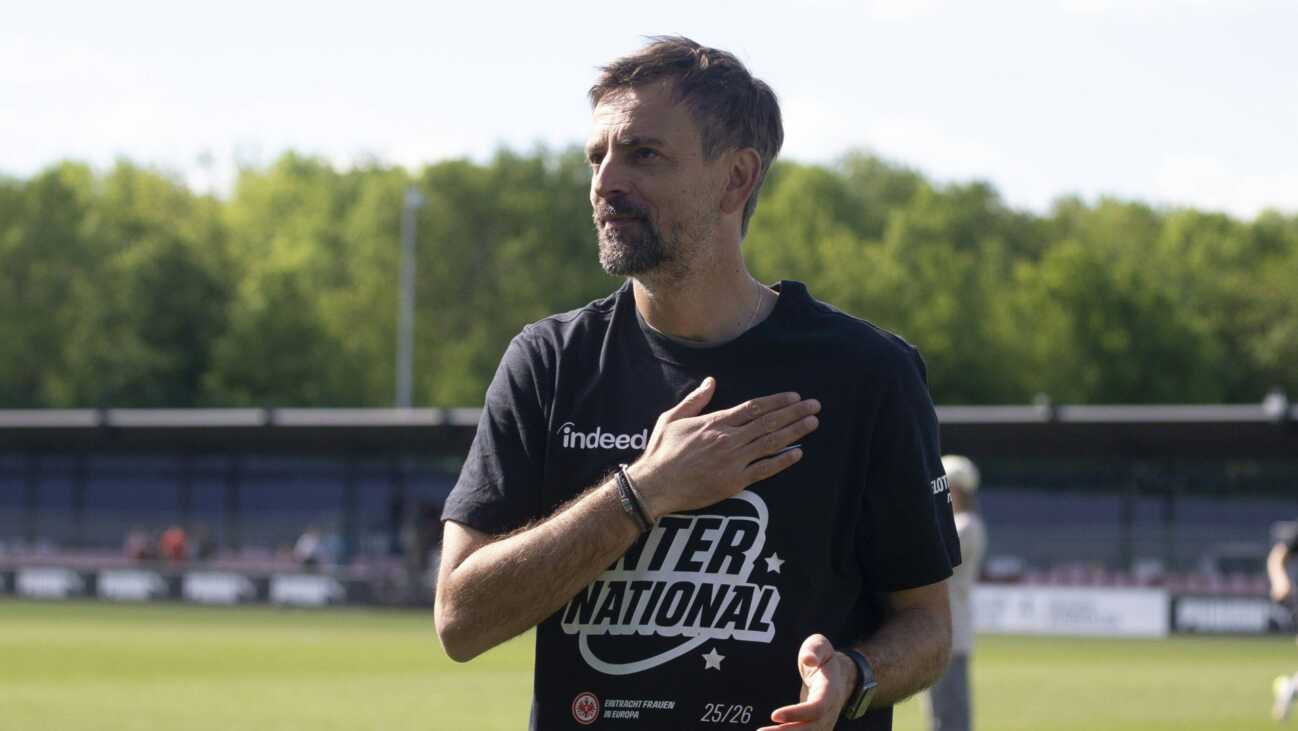 Eintracht Frankfurt verlängert mit Trainer Arnautis bis 2028