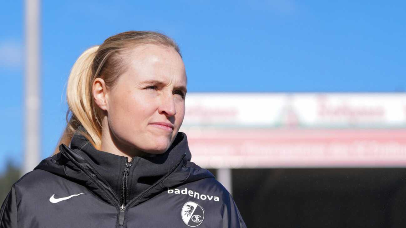 Pionierin Merk: "Elternzeit muss im Fußball dazugehören"