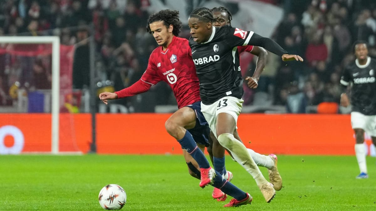 Giroud trifft spät: Freiburg trotz Niederlage im Achtelfinale