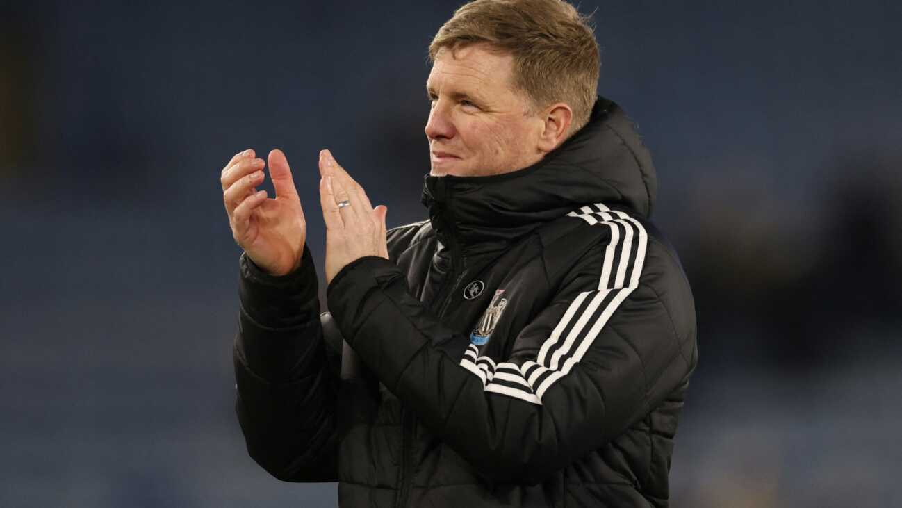 Nach Lungenentzündung: Newcastle-Trainer Howe zurück