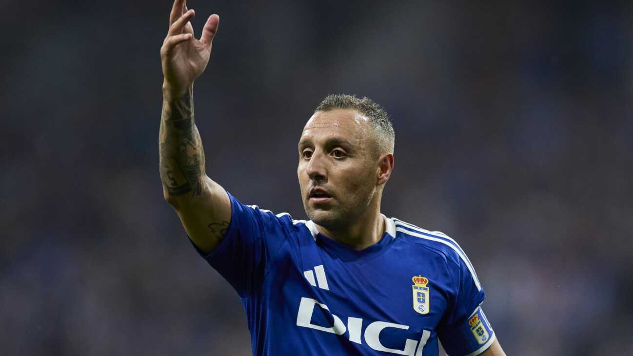 Santi Cazorla verlängert Vertrag bei Real Oviedo