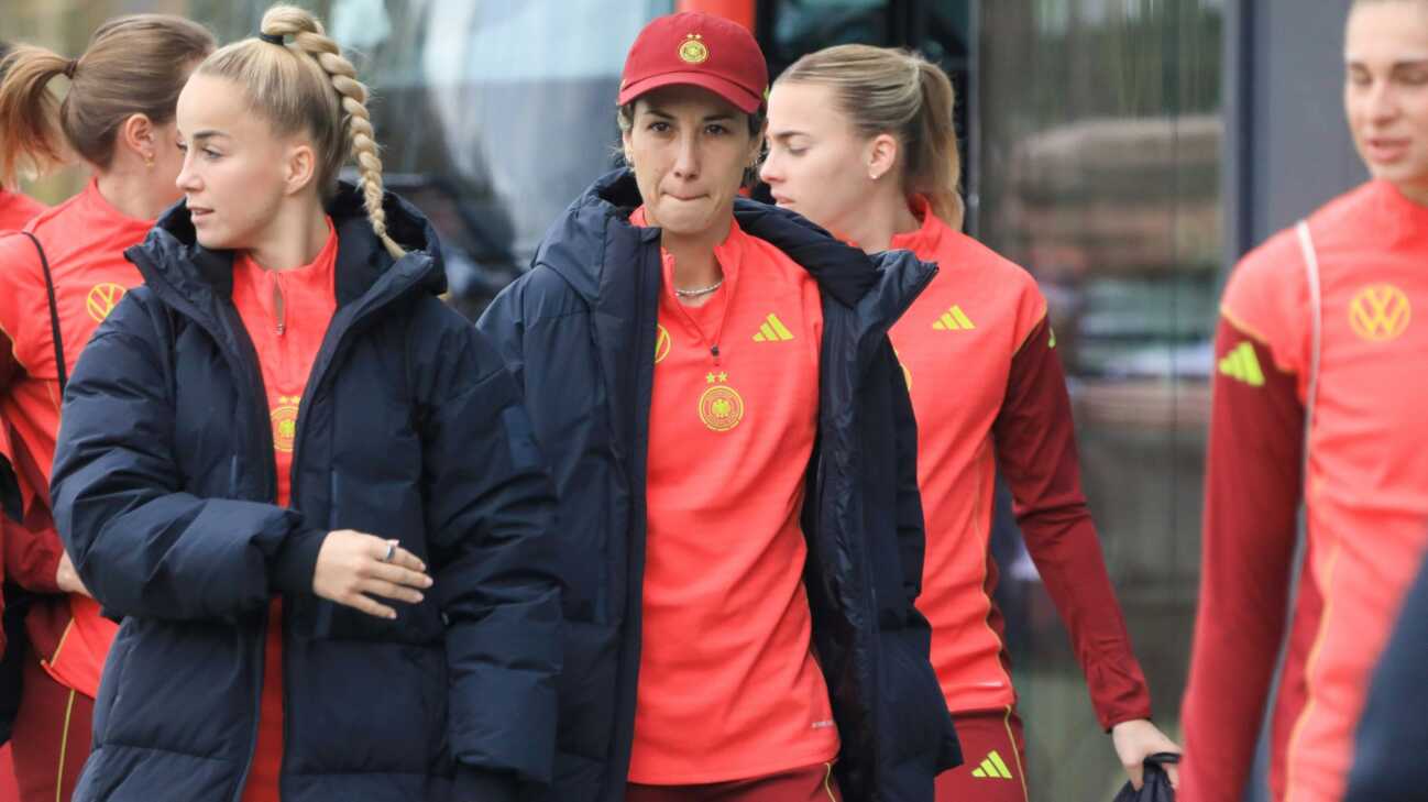 Ohne Doorsoun: DFB-Frauen mit Abwehrsorgen in Schottland