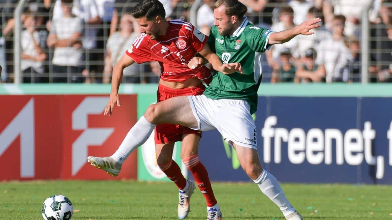 Drei Tore in sechs Minuten: Düsseldorf wendet frühes Aus ab