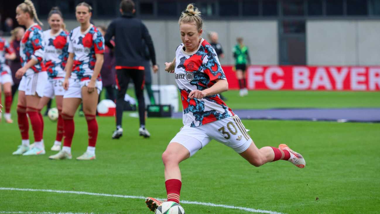 Bis 2026: Abwehrspielerin Simon bleibt bei Bayern München