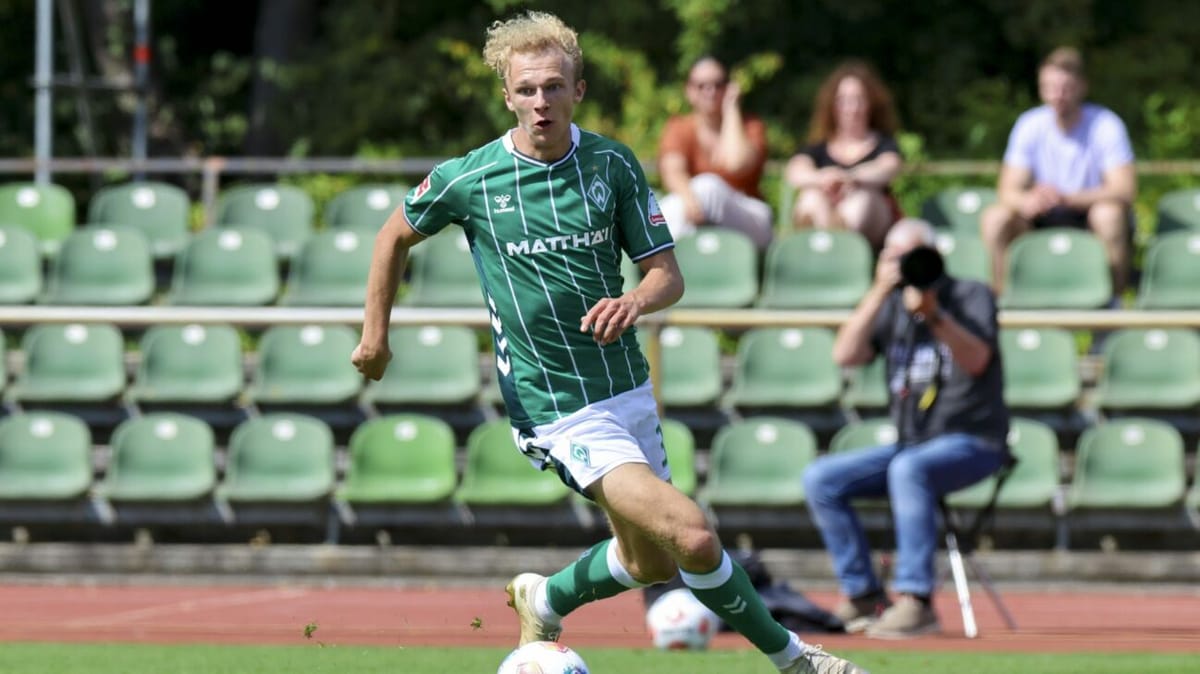 Karlsruhe leiht Bremens Opitz aus