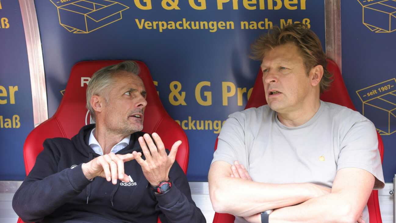 Schalke: Mulder deutet mögliches Aus für van Wonderen an