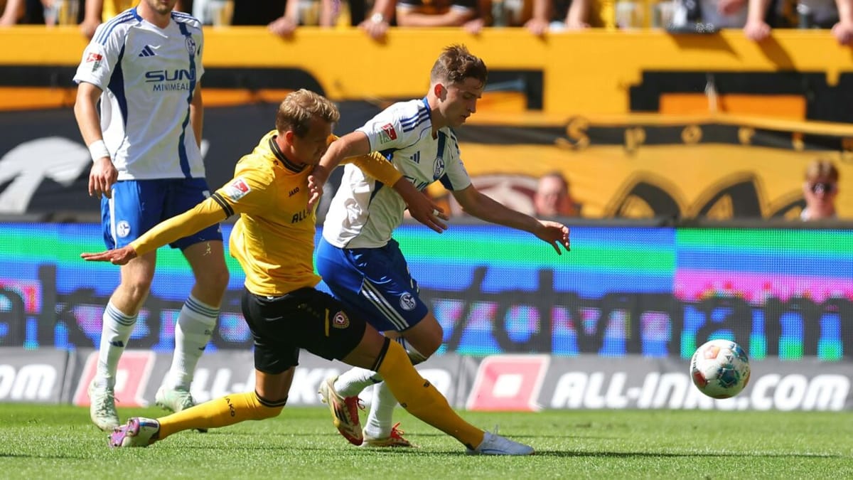 Dank Elfmeter: Schalke schiebt sich auf Platz zwei