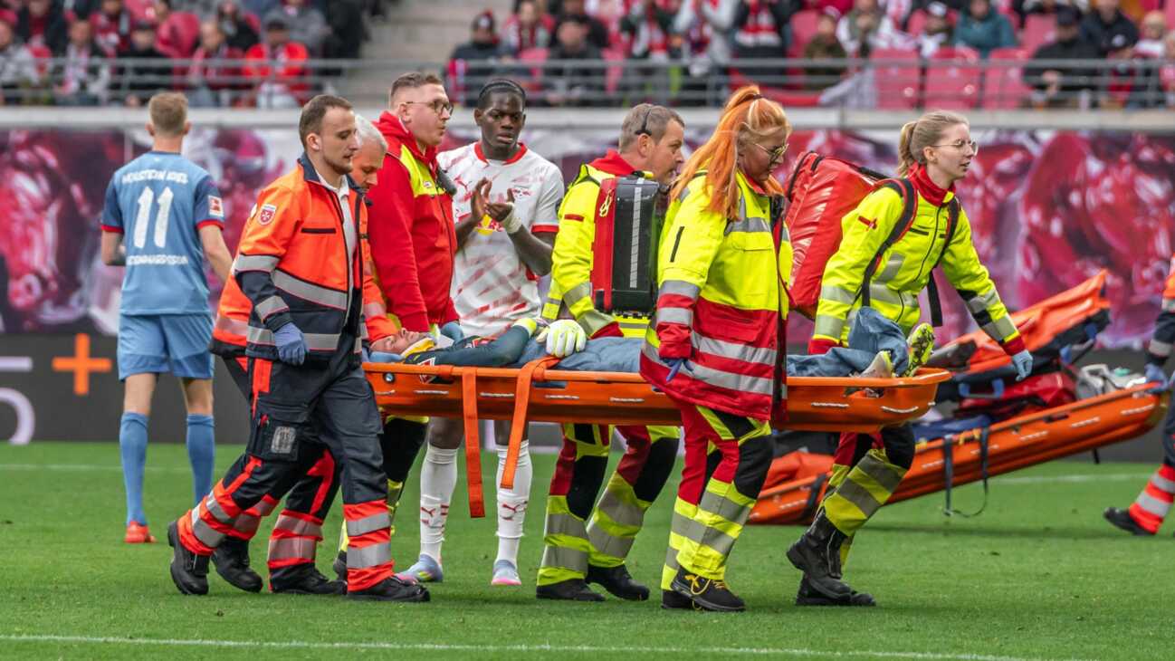 Nach Crash mit Zec: Gulacsi aus Krankenhaus entlassen