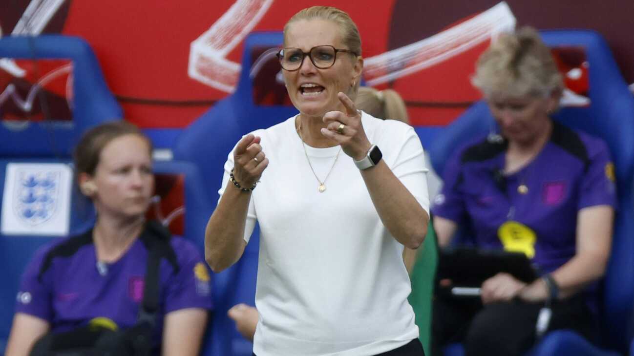 Titelverteidigung nach Rücktrittswelle: England will mehr