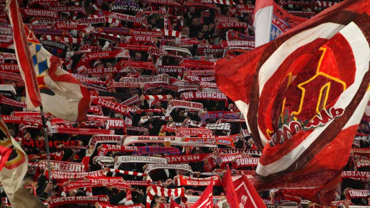 Medizinischer Notfall: Bayern-Fans stellen Support ein