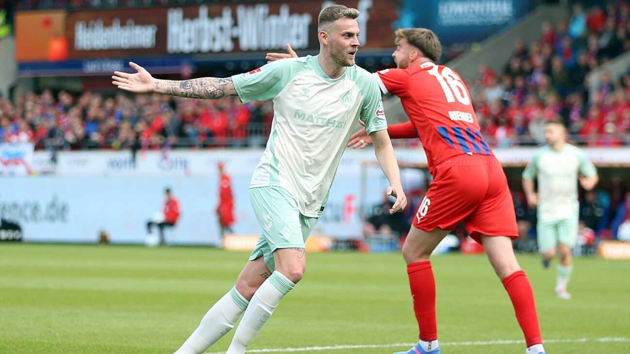 Bremen: Ducksch deutet Wechsel an