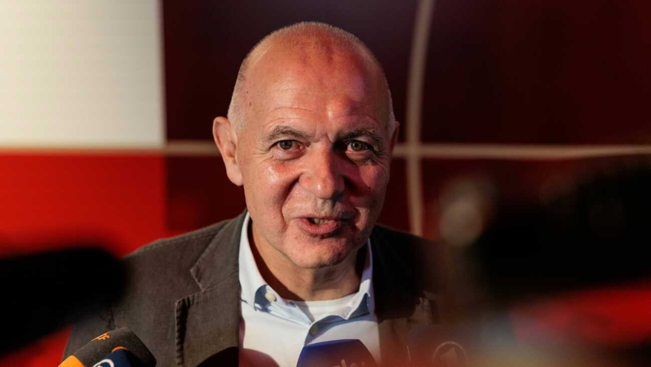 Männer-WM 2038 oder 2042: Neuendorf erwägt DFB-Bewerbung