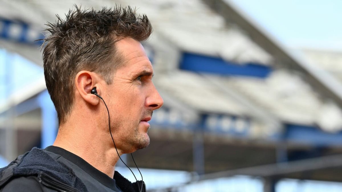 "Müssen punkten": Klose vor "Endspiel" in Düsseldorf?