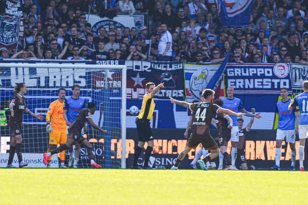 Warum St. Pauli die Klasse hält und Holstein Kiel nicht
