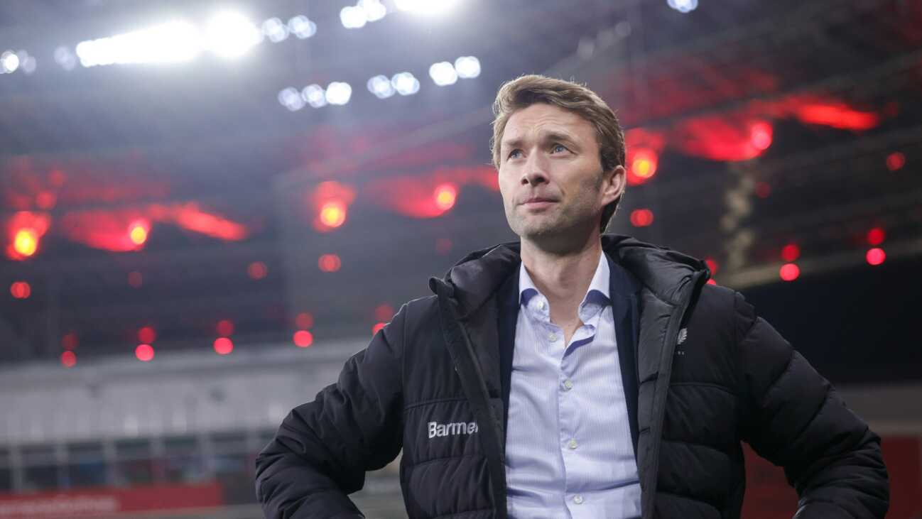 Bayer hofft auf "Riesenschritt" bei Alonsos Anfield-Rückkehr