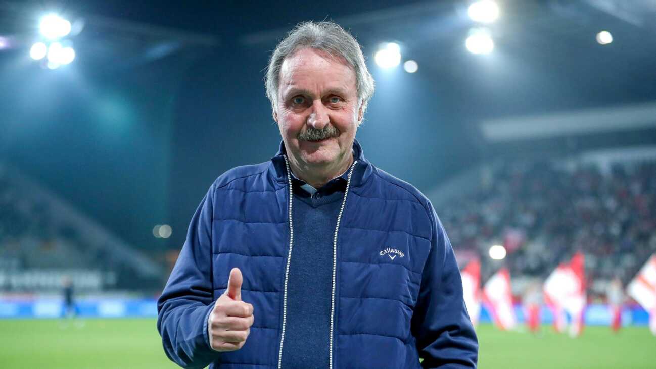 Bochum, Schalke, Köln? Neururer lässt Comeback offen