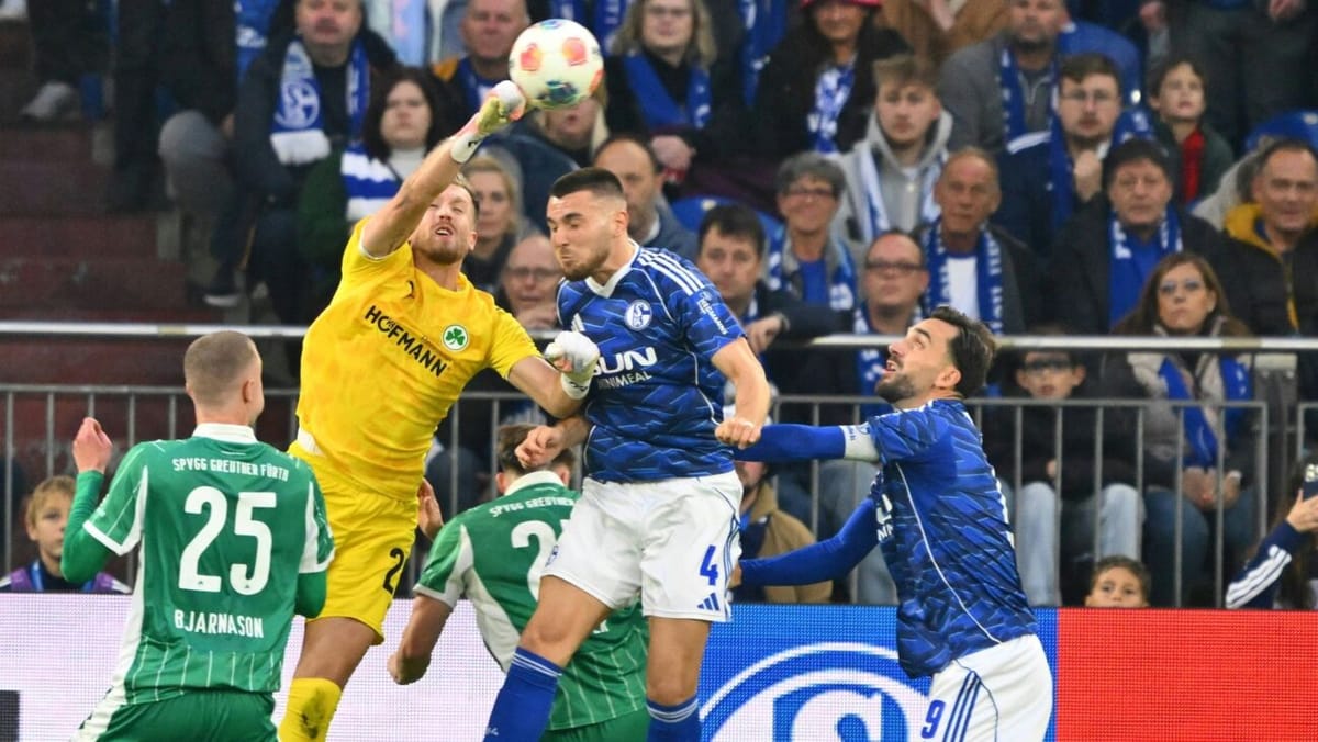 Schalke springt auf Aufstiegsplatz