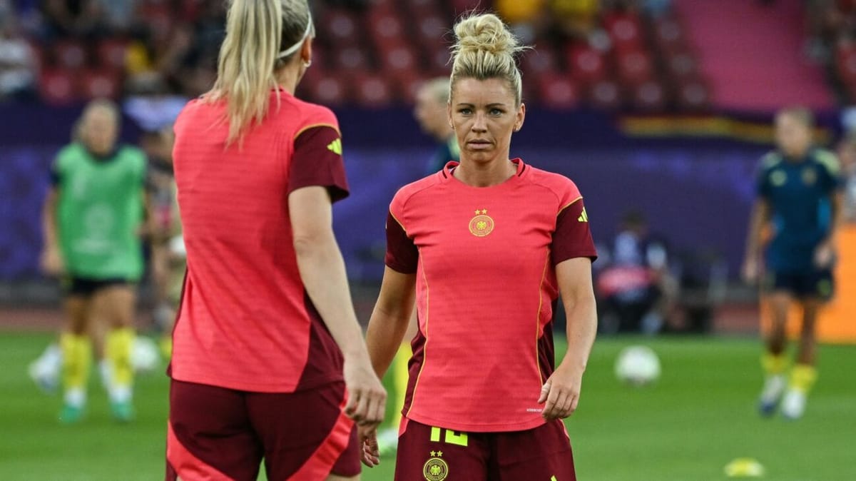 DFB-Frauen in Frankreich ohne Dallmann