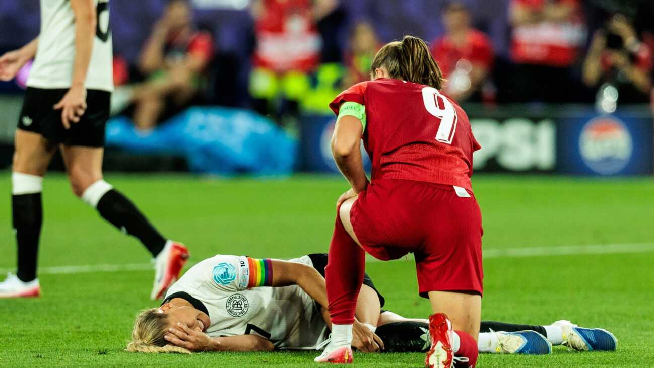 Gwinn-Schock: Kapitänin verletzt ausgewechselt