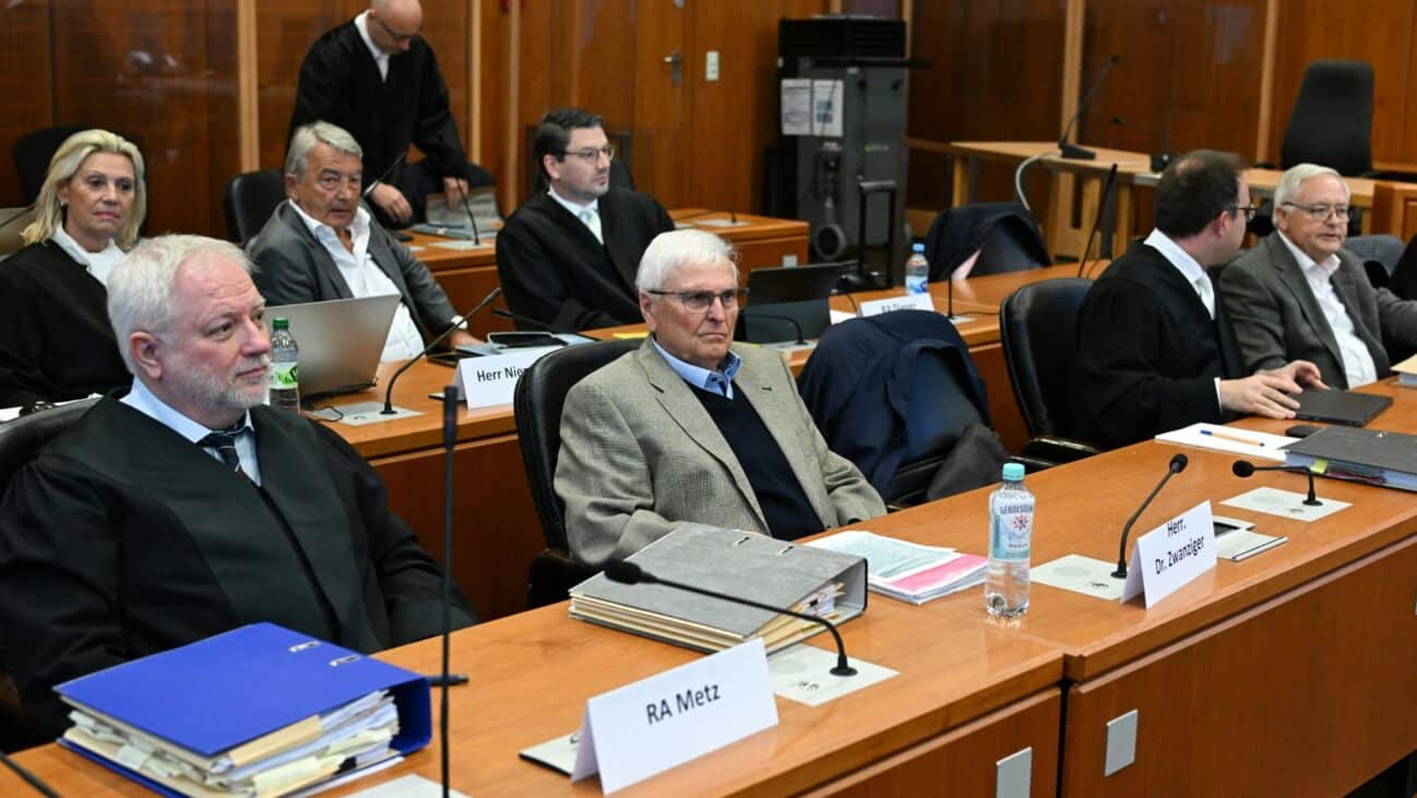 Viele Fragezeichen: Sommermärchen-Prozess geht weiter