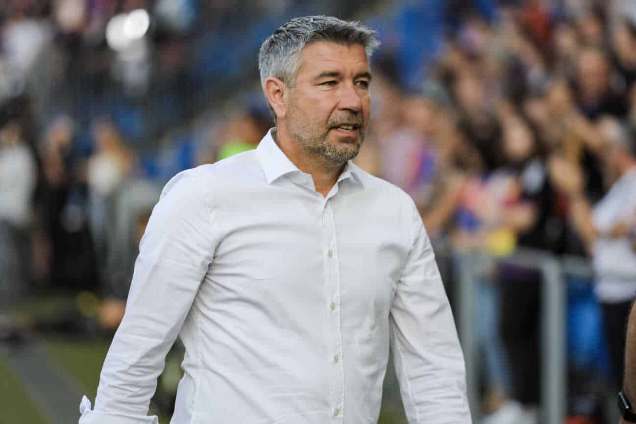 Hamburg sucht den Aufstiegstrainer