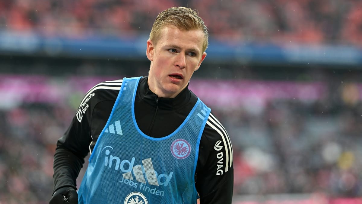 "Er ist einsatzbereit": Burkardt drängt in die Startelf