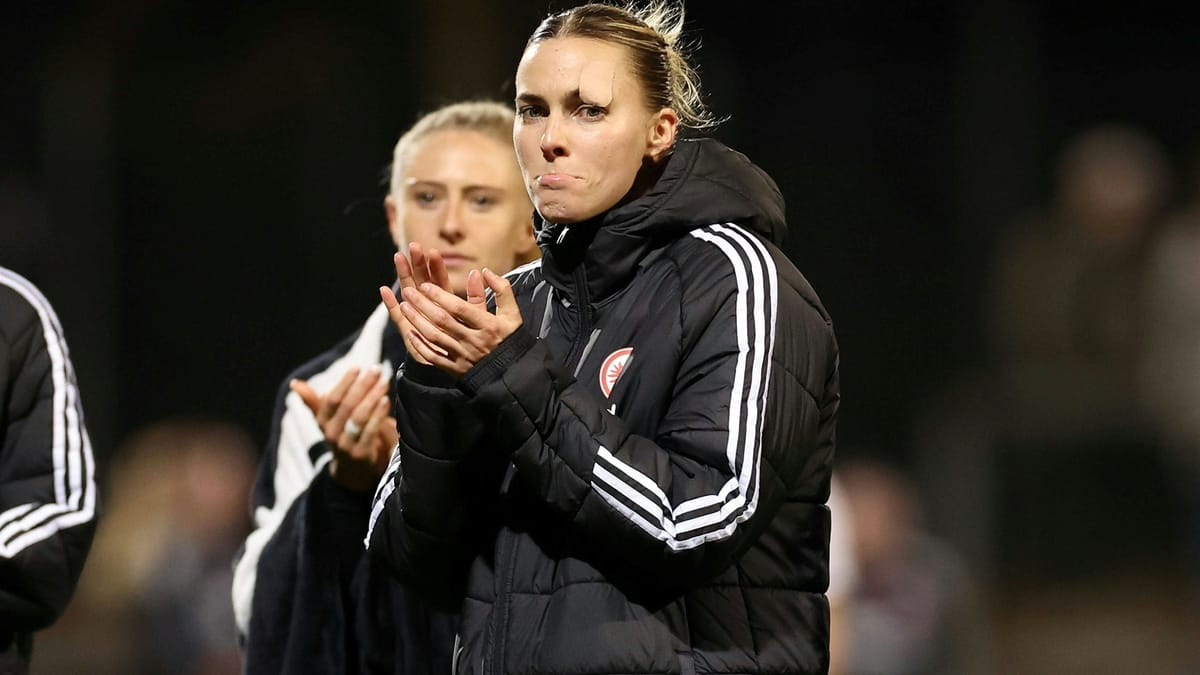 Bitteres Hinspiel: Eintracht-Frauen brauchen "kleines Wunder"