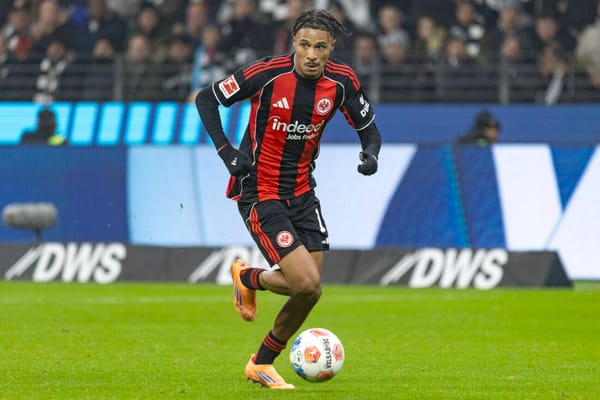 Eintracht: Liverpool und Arsenal jagen Bahoya
