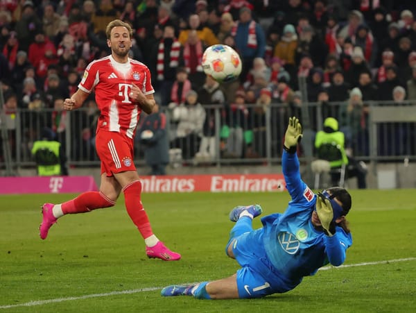 Bayern zerlegt Wolfsburg 8:1 und macht die Meisterschaft zur Formsache