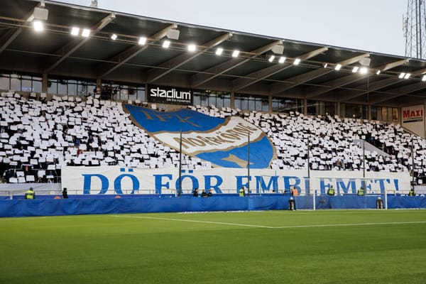 Norrköping: Wenn der Kunstrasen brennt, ist es zu spät