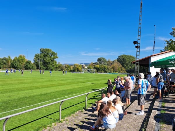 Auf dem Dorf rollt der Ball runder: Was Städte vom Land lernen können