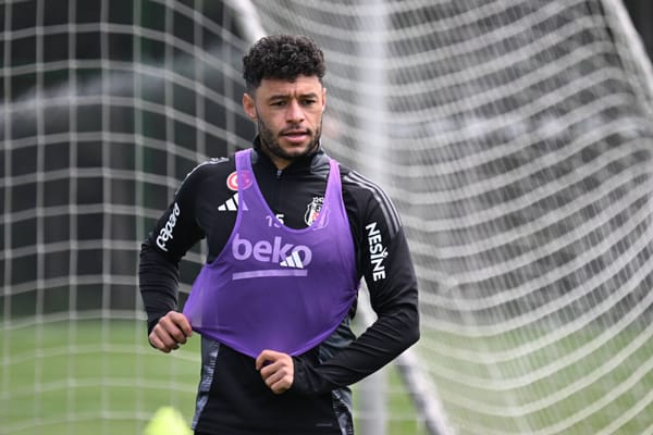 Oxlade-Chamberlain verlässt Besiktas für England-Rückkehr