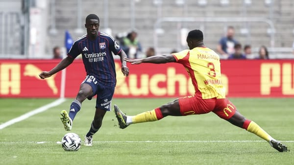 Wolfsburg leiht Lyons Außenverteidiger Kumbedi aus