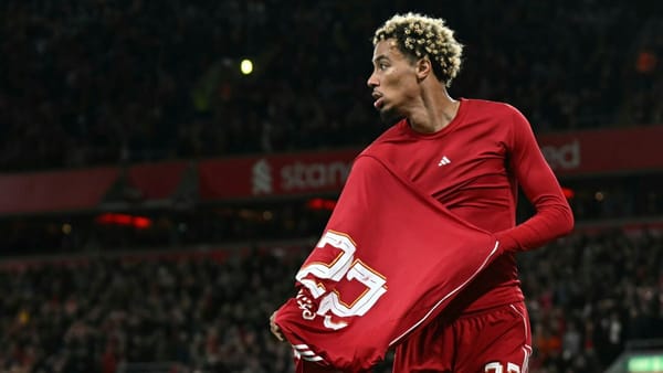 "Unnötig und dumm": Slot sauer auf Rotsünder Ekitiké