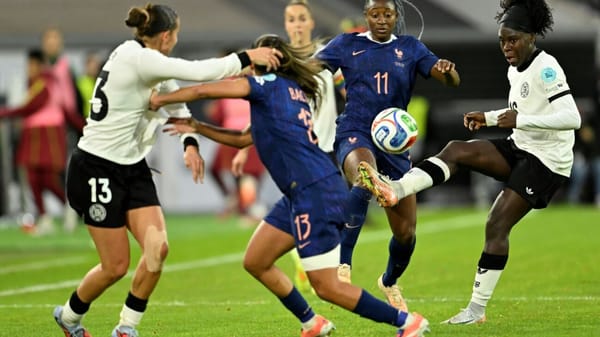 Anyomi und Bühl treffen: DFB-Frauen im Finale gegen Spanien