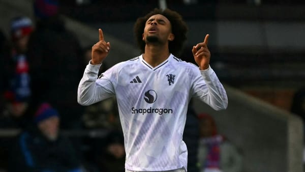 Seltenes Zirkzee-Tor: ManUnited gewinnt bei Crystal Palace