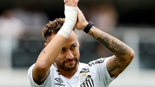 Neymar verlängert bis Ende 2026 bei Santos